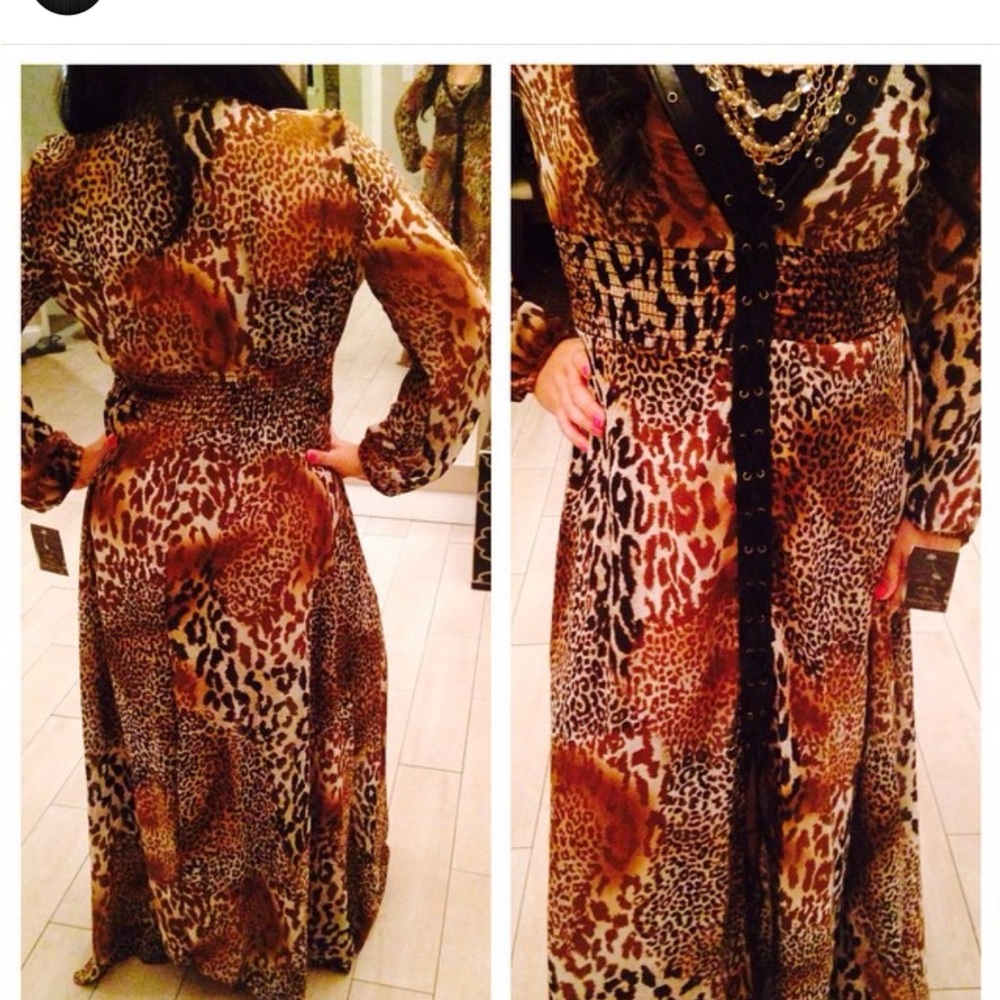 Long sleeve leopard print Maxi dress